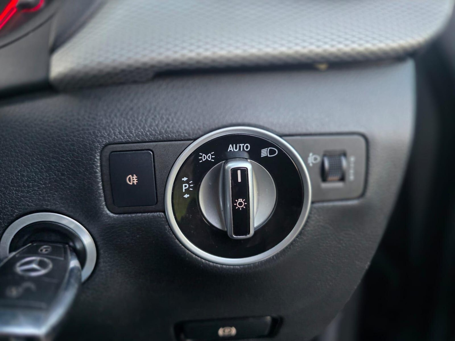 Used Mercedes-Benz B Class 2015 for sale - 77179987: Photo 25