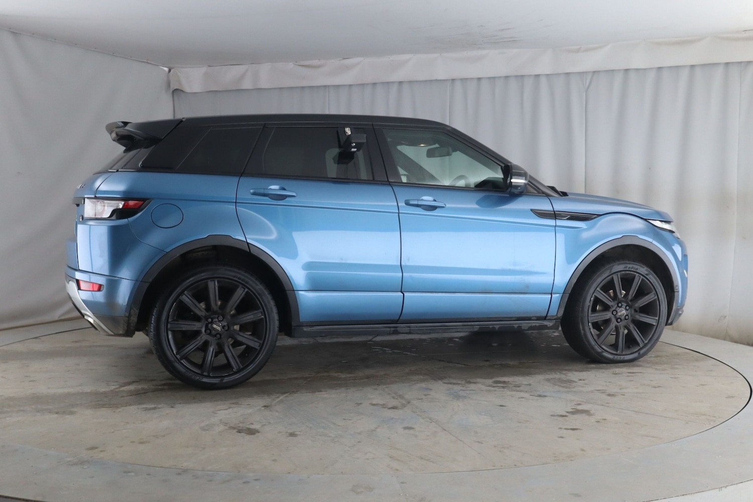 Used Land Rover Range Rover Evoque 2012 for sale - 77643755: Photo 2