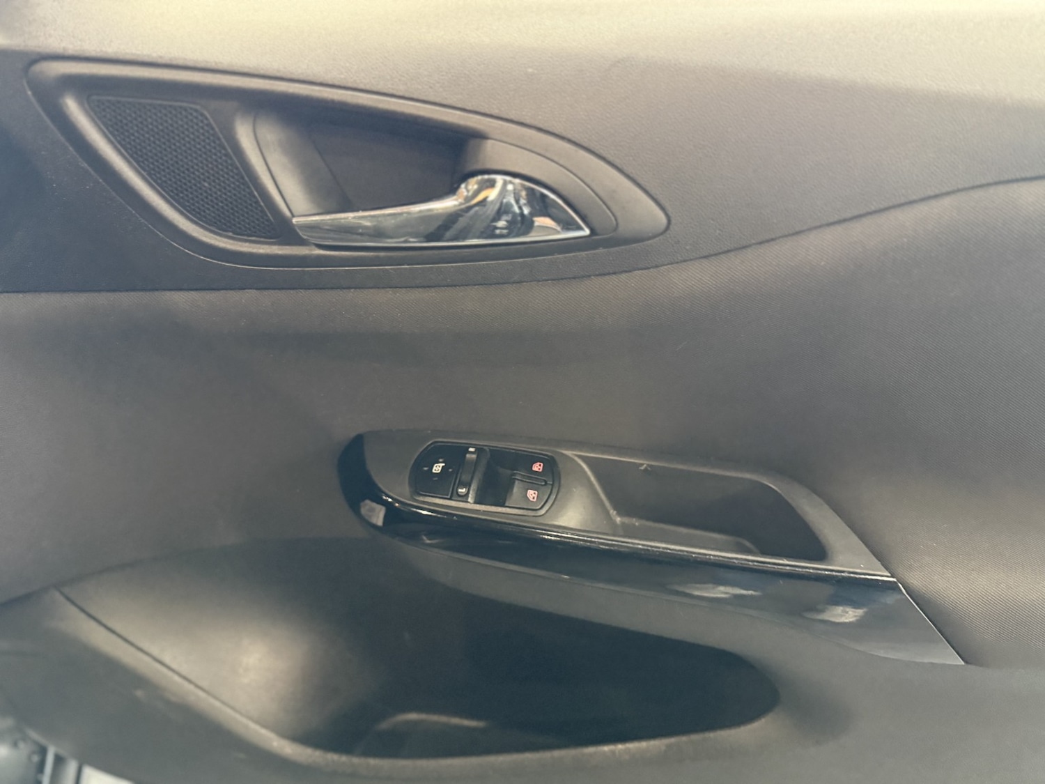 Used Vauxhall Corsa 2015 for sale - 76692818: Photo 11