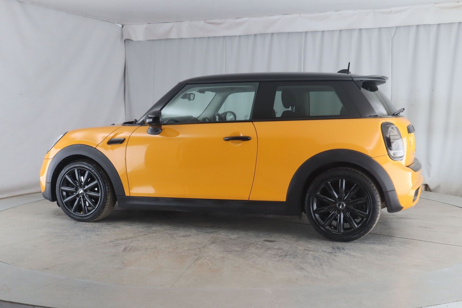 Used MINI Hatch 2015 for sale - 76391451: Photo 6