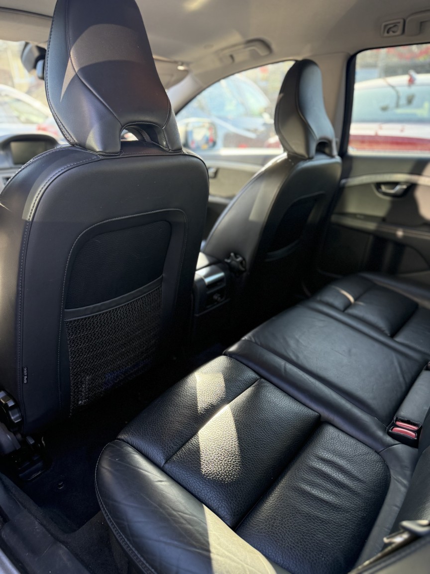 Used Volvo XC70 2012 for sale - 77735825: Photo 18