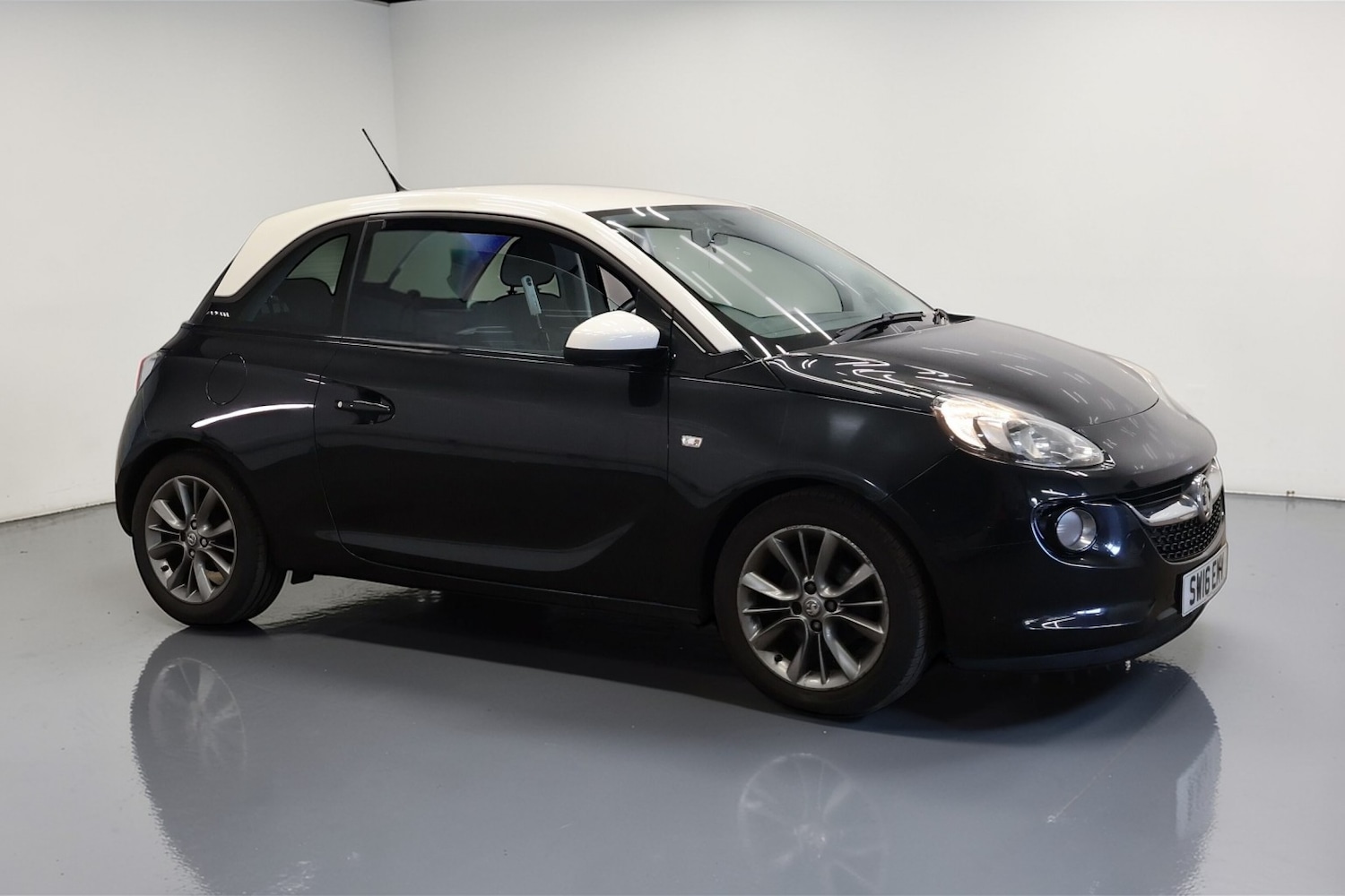 Used Vauxhall ADAM 2016 for sale - 77954022: Photo 3