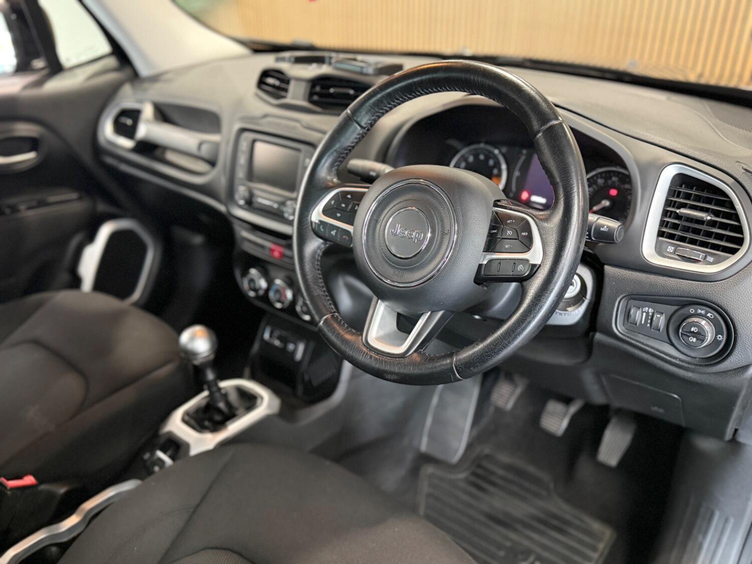 Used Jeep Renegade 2016 for sale - 76107271: Photo 15