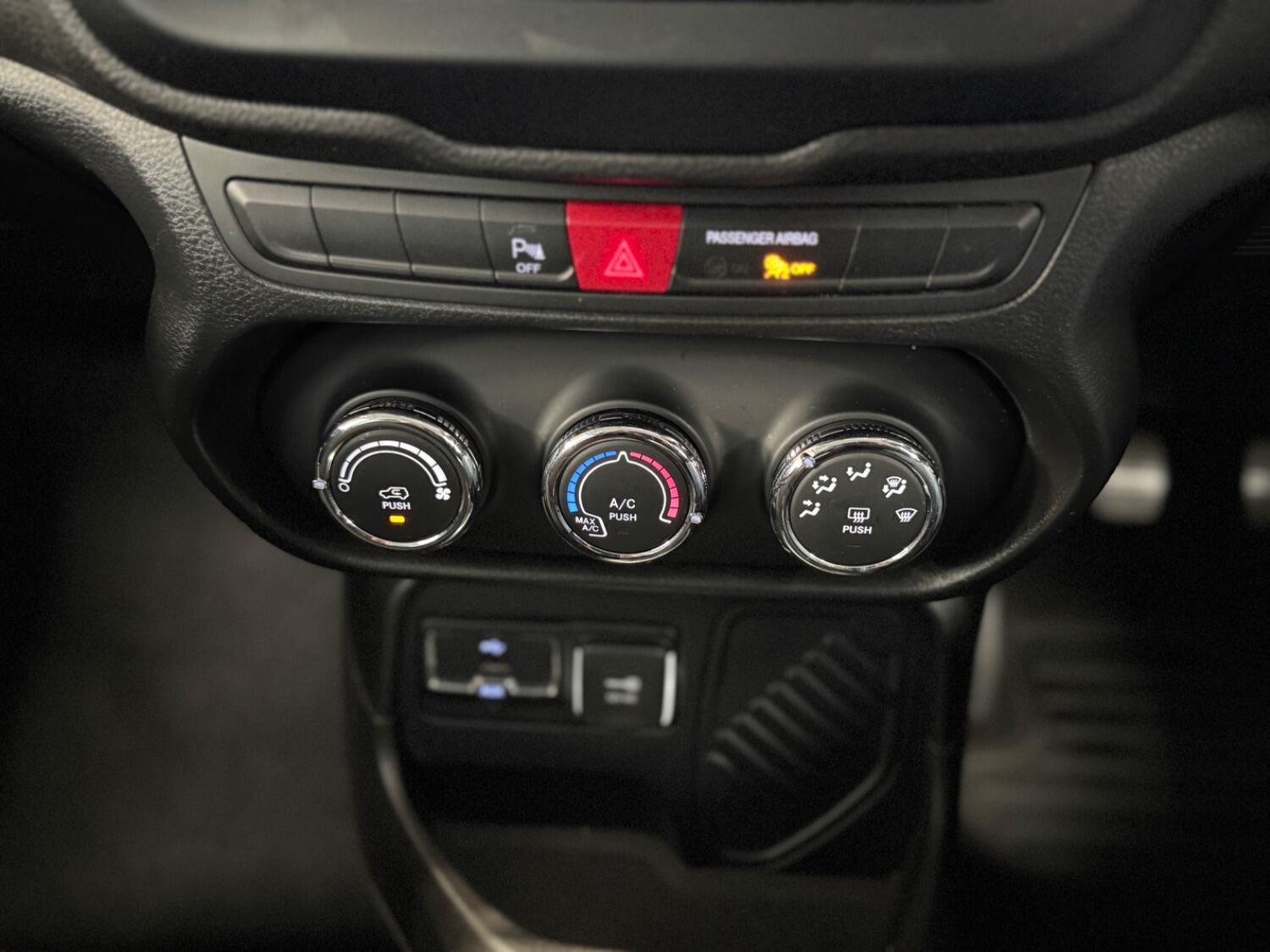 Used Jeep Renegade 2016 for sale - 76107271: Photo 20