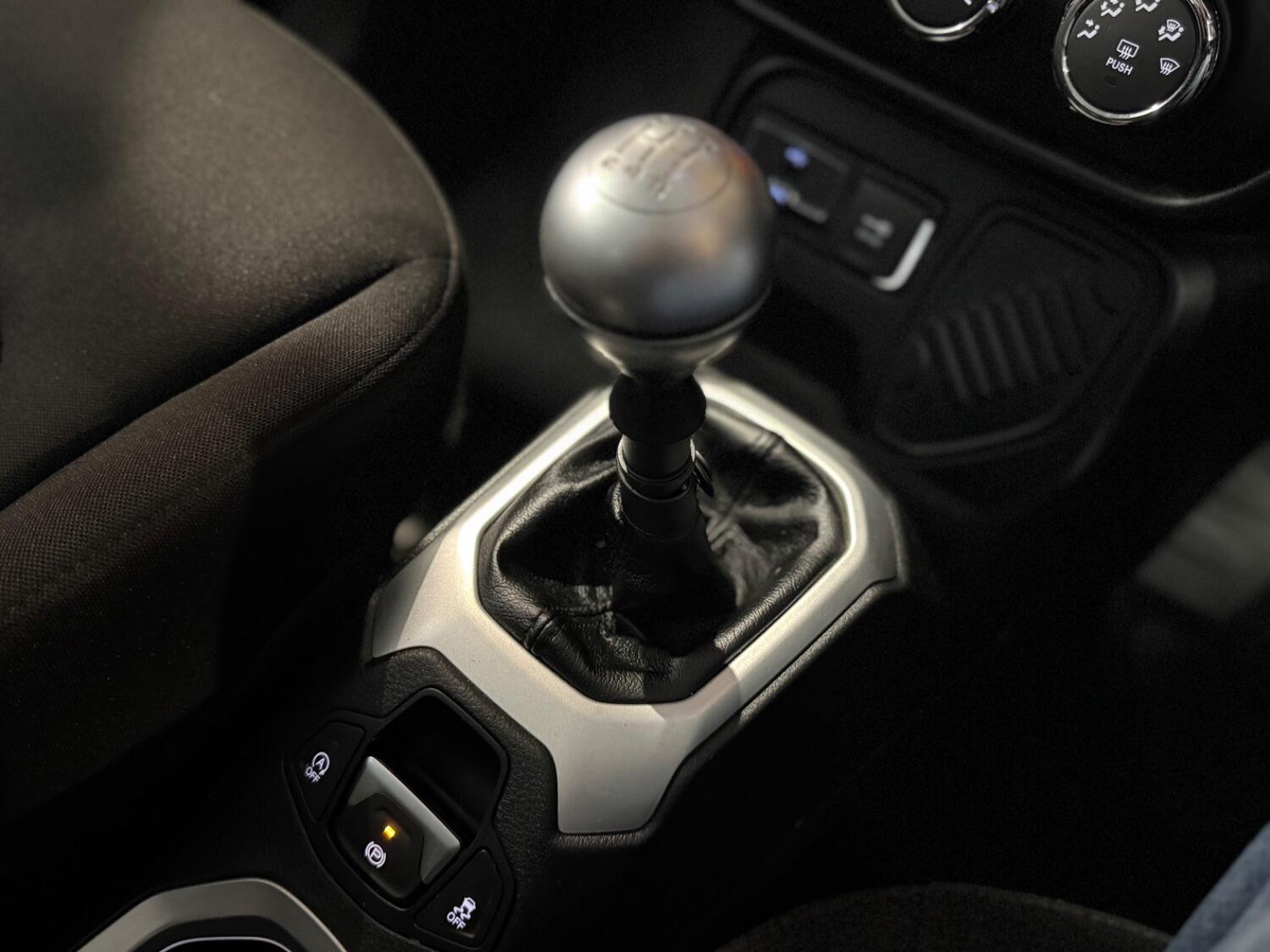 Used Jeep Renegade 2016 for sale - 76107271: Photo 21