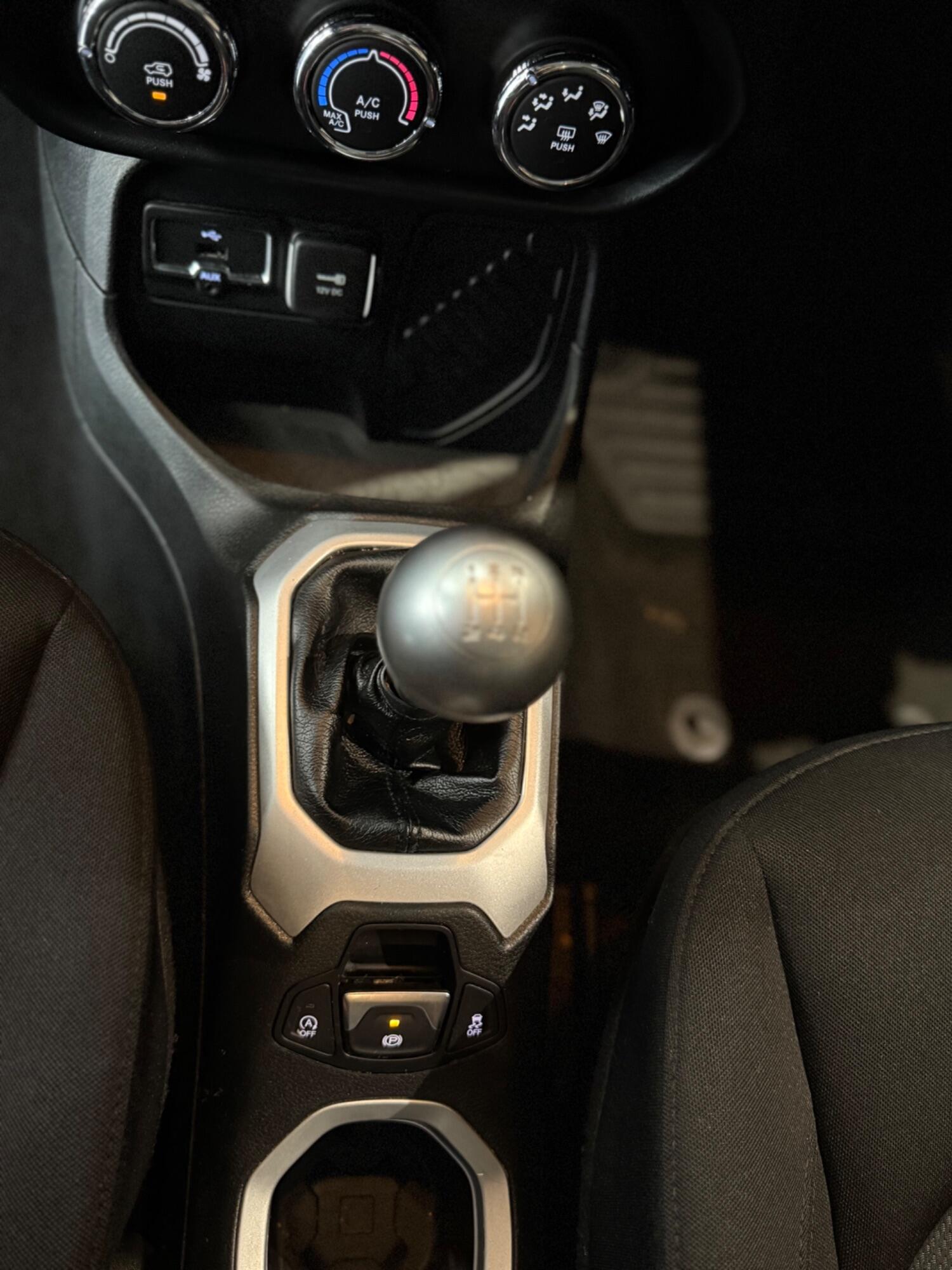 Used Jeep Renegade 2016 for sale - 76107271: Photo 22