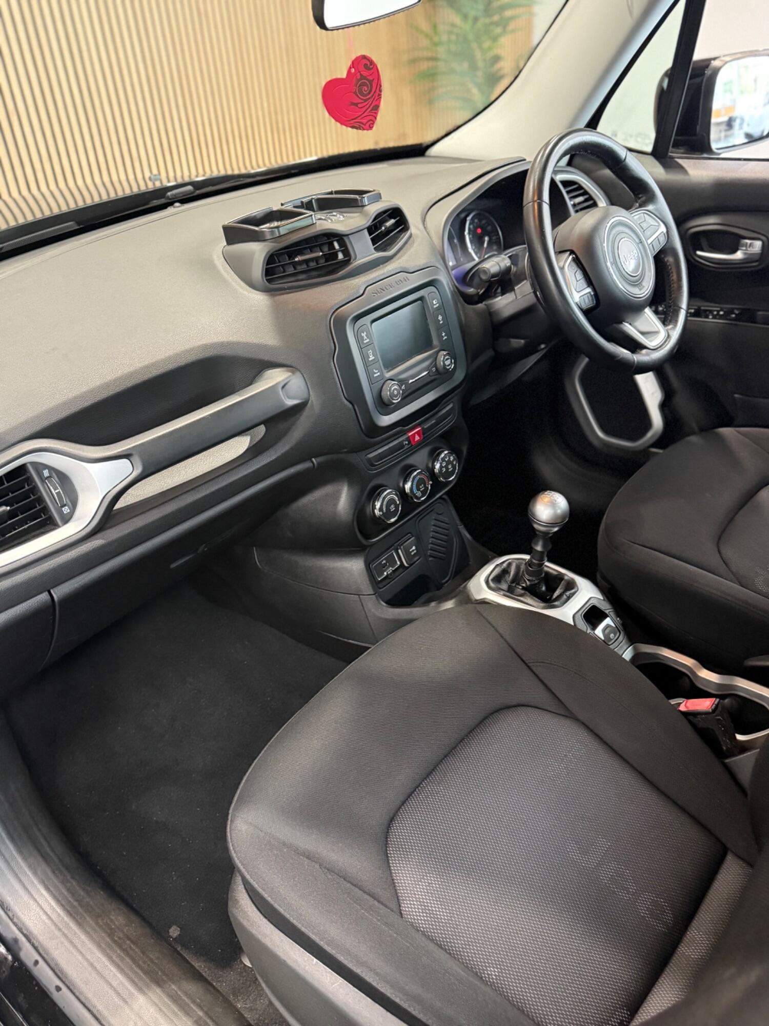 Used Jeep Renegade 2016 for sale - 76107271: Photo 25