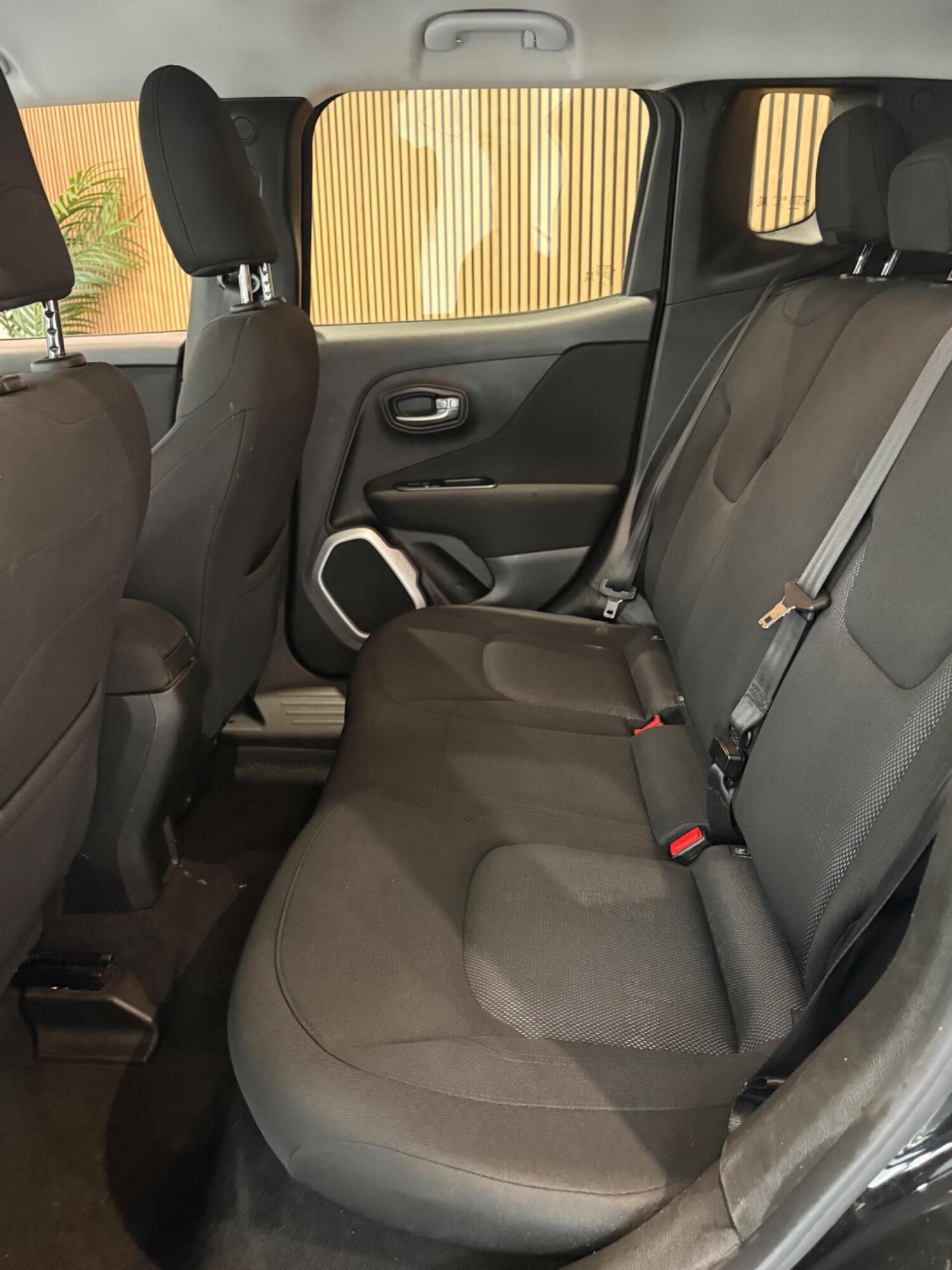 Used Jeep Renegade 2016 for sale - 76107271: Photo 28