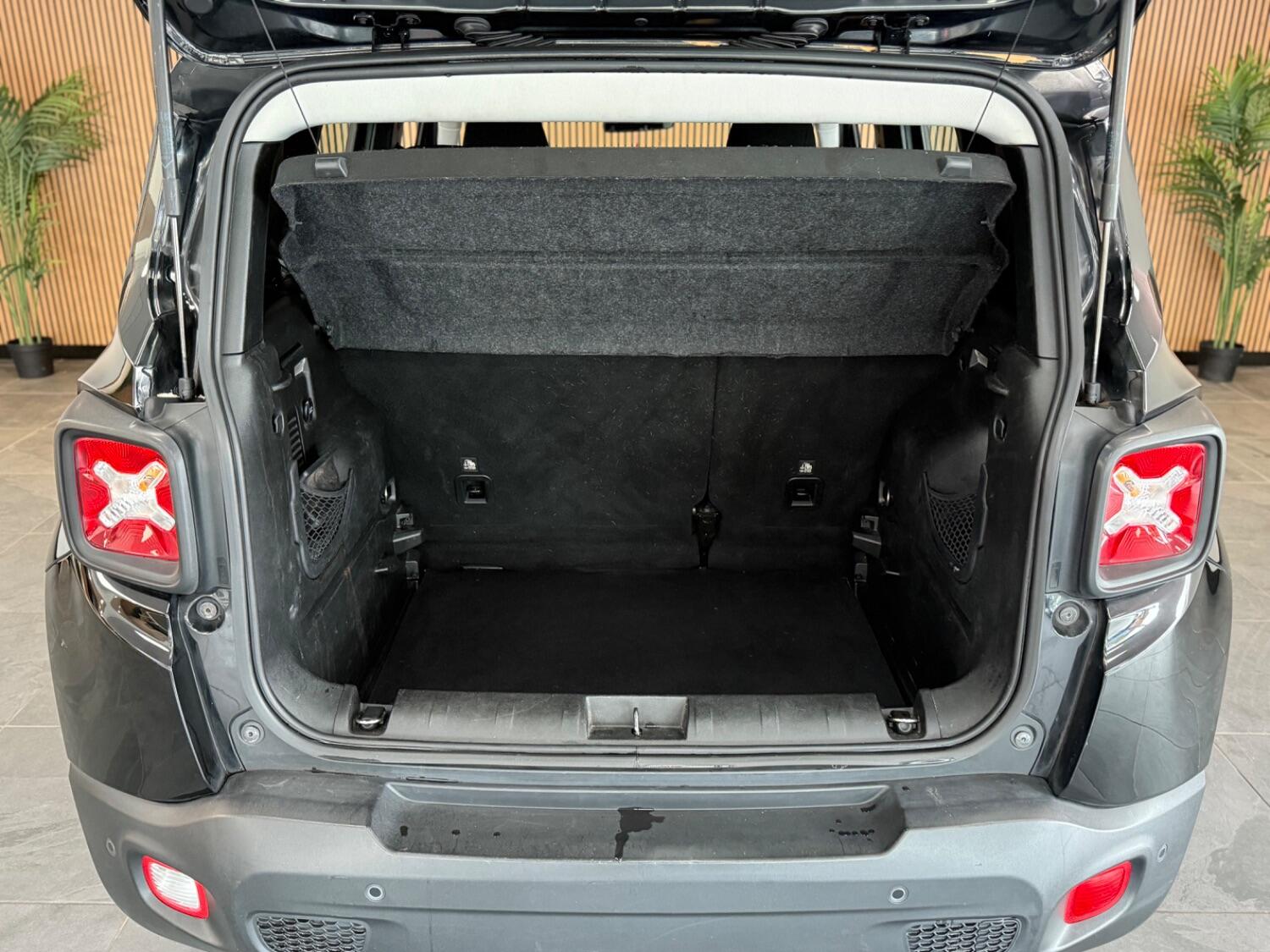 Used Jeep Renegade 2016 for sale - 76107271: Photo 31