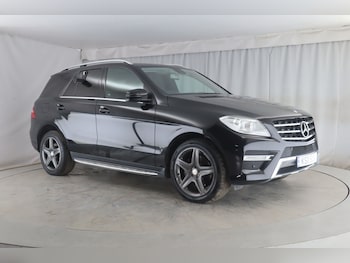 Used Mercedes-Benz M Class 2014 for sale - 76536856: Photo