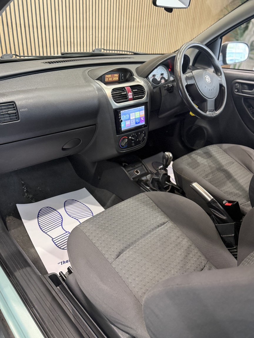 Used Vauxhall Corsa 2002 for sale - 77584478: Photo 18