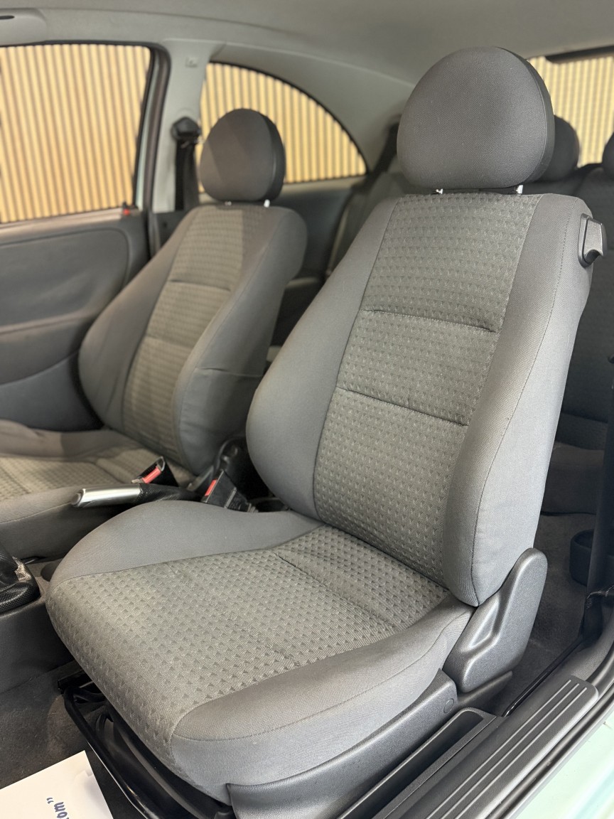 Used Vauxhall Corsa 2002 for sale - 77584478: Photo 19