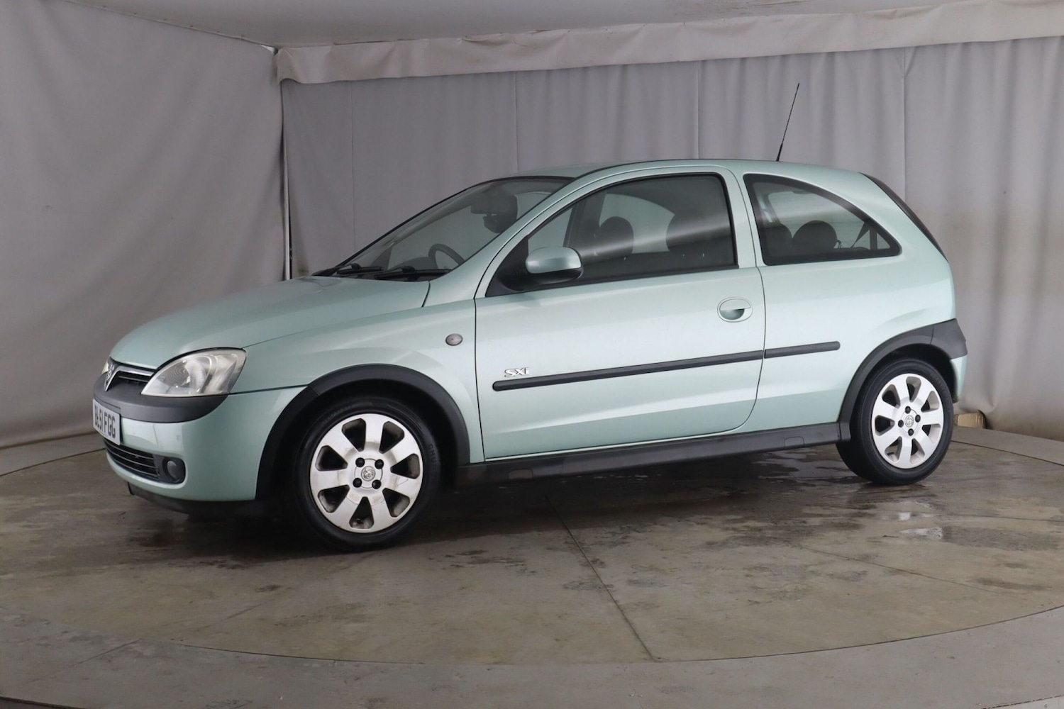 Used Vauxhall Corsa 2002 for sale - 77584478: Photo 4