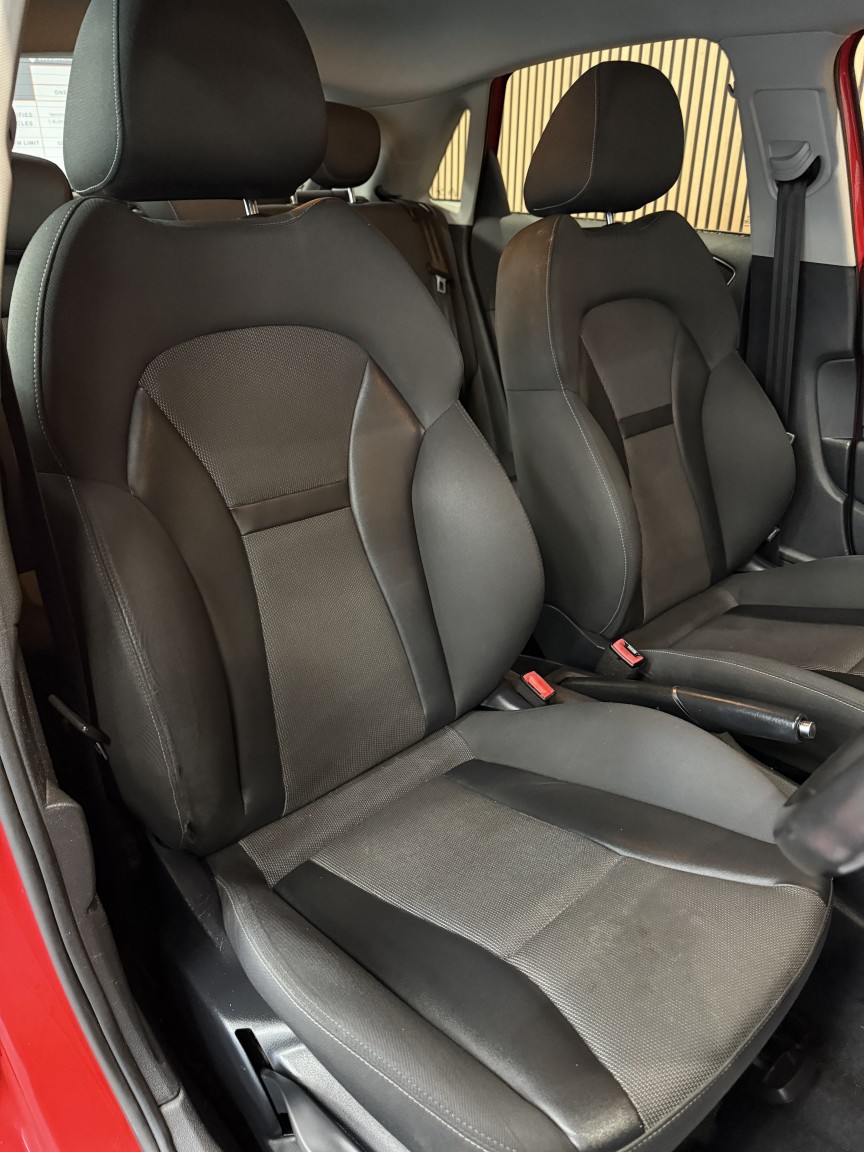 Used Audi A1 2012 for sale - 77220510: Photo 12