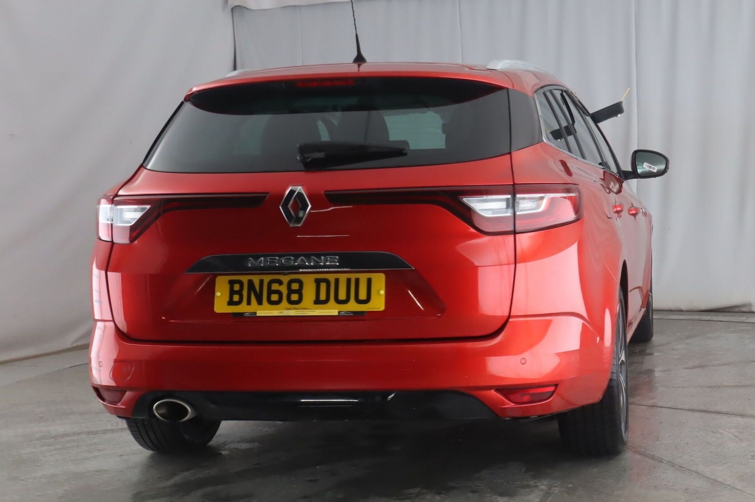 Used Renault Megane 2018 for sale - 76547947: Photo 4
