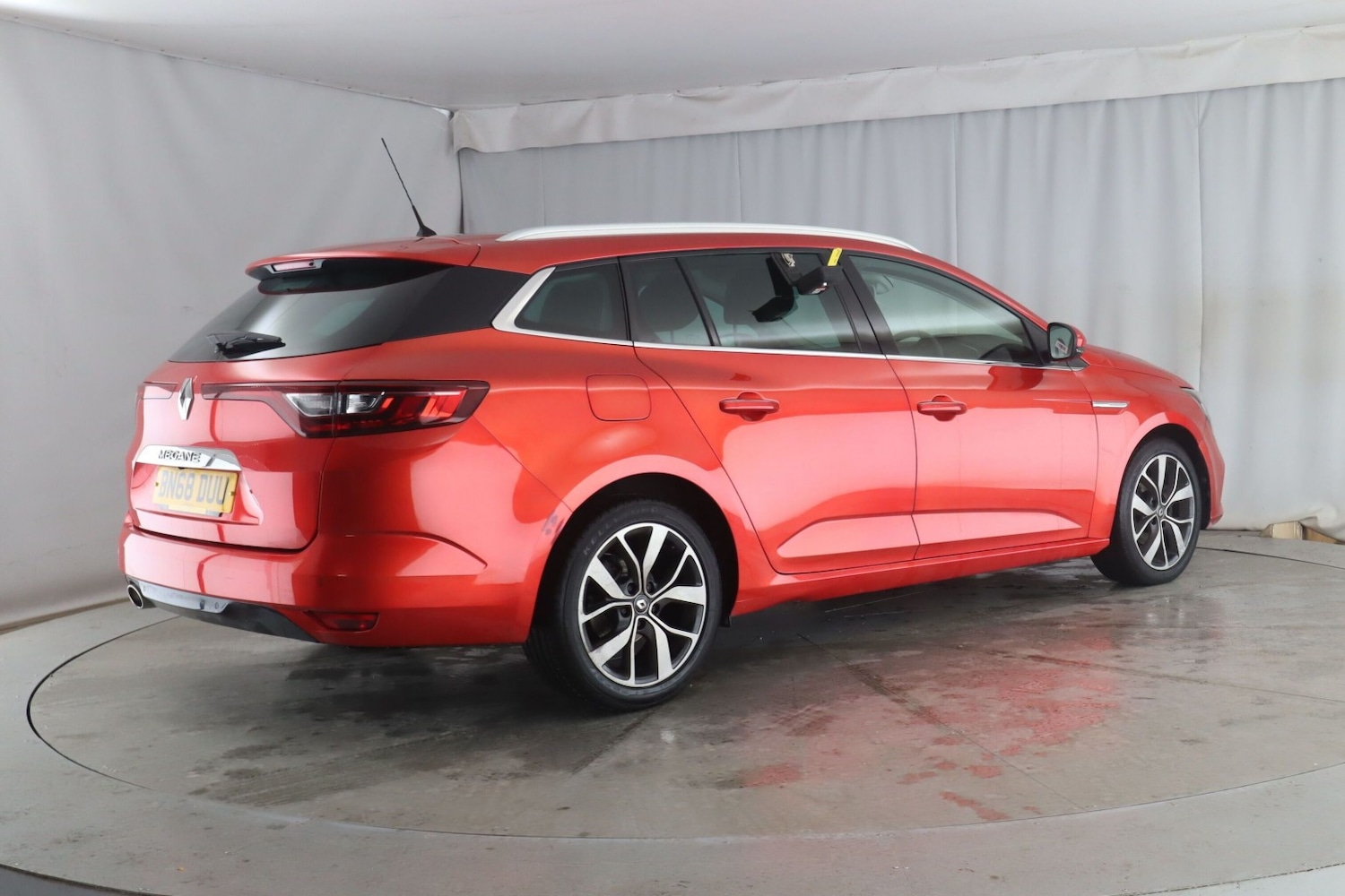 Used Renault Megane 2018 for sale - 76547947: Photo 5