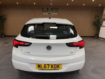 Used Vauxhall Astra 2017 for sale - 77385263: Photo