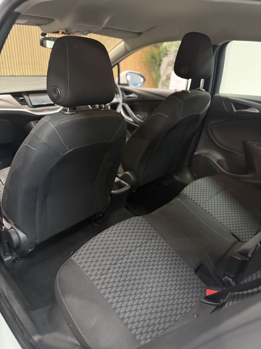 Used Vauxhall Astra 2017 for sale - 77385263: Photo 7