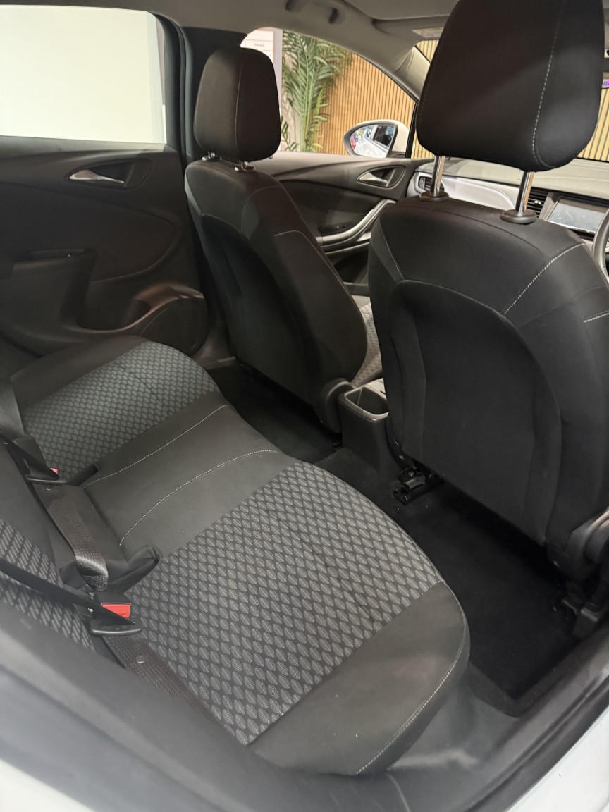 Used Vauxhall Astra 2017 for sale - 77385263: Photo 8