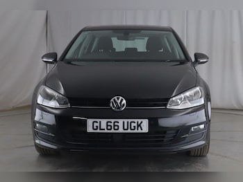 Used Volkswagen Golf 2017 for sale - 75760488: Photo