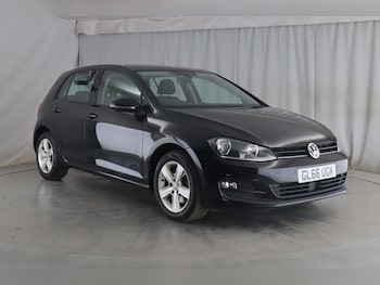 Used Volkswagen Golf 2017 for sale - 75760488: Photo