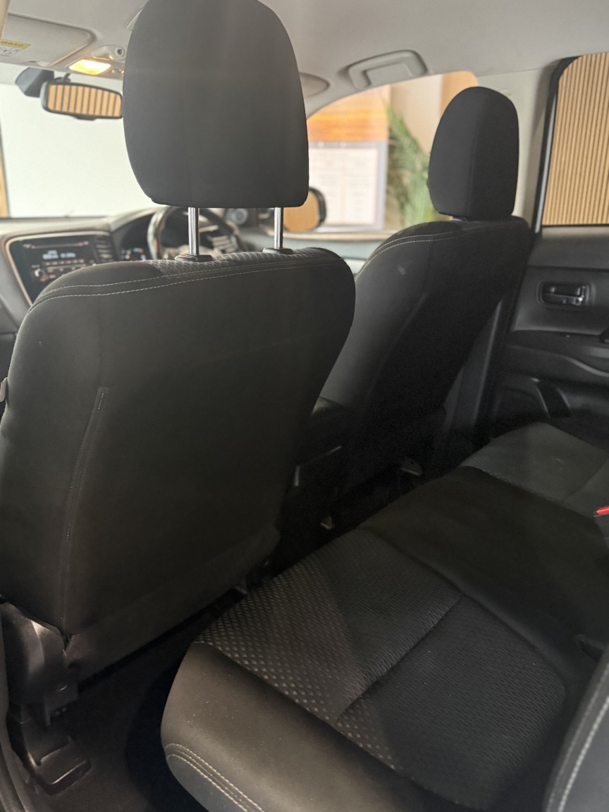 Used Mitsubishi Outlander 2017 for sale - 78045498: Photo 18