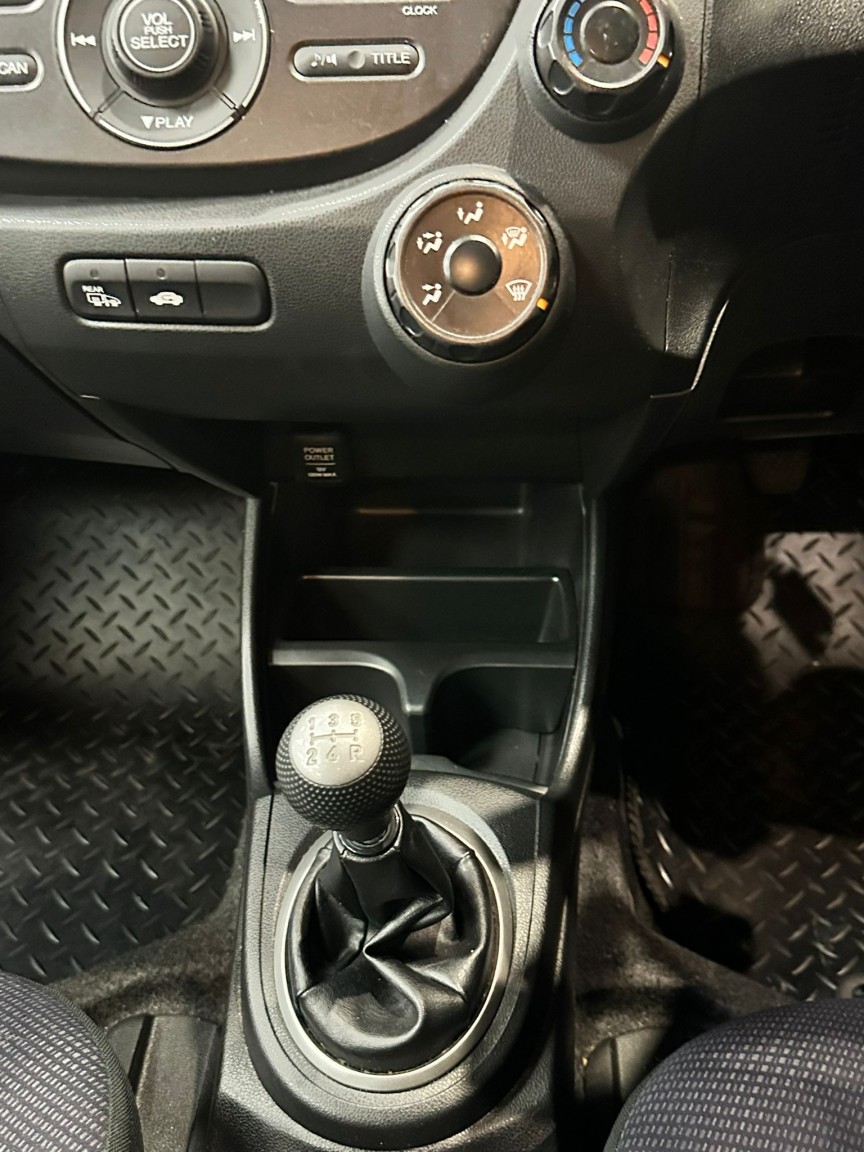 Used Honda Jazz 2012 for sale - 76649800: Photo 22