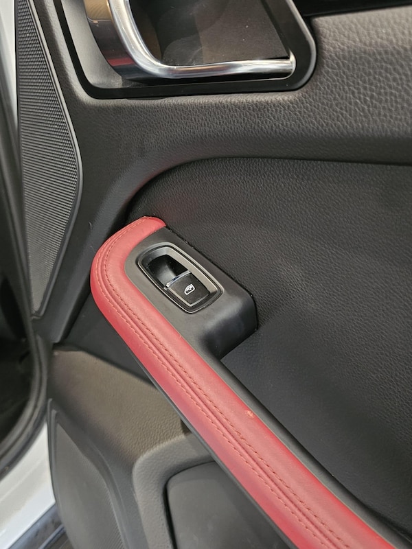 Used Porsche Macan 2016 for sale - 76174098: Photo 44
