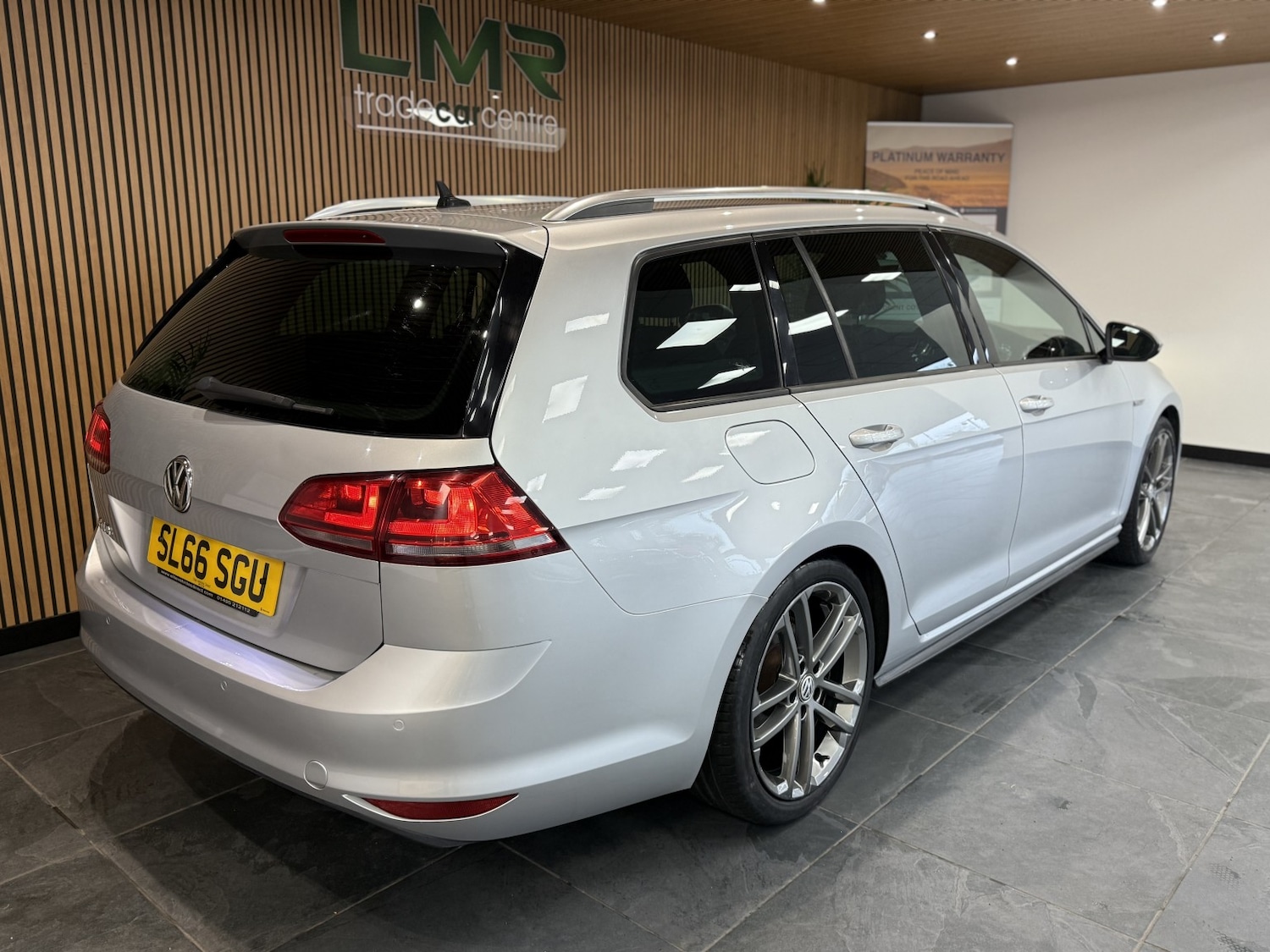 Used Volkswagen Golf 2016 for sale - 76687139: Photo 6