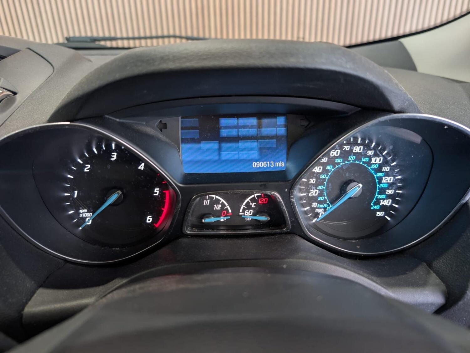 Used Ford Kuga 2015 for sale - 76794505: Photo 12