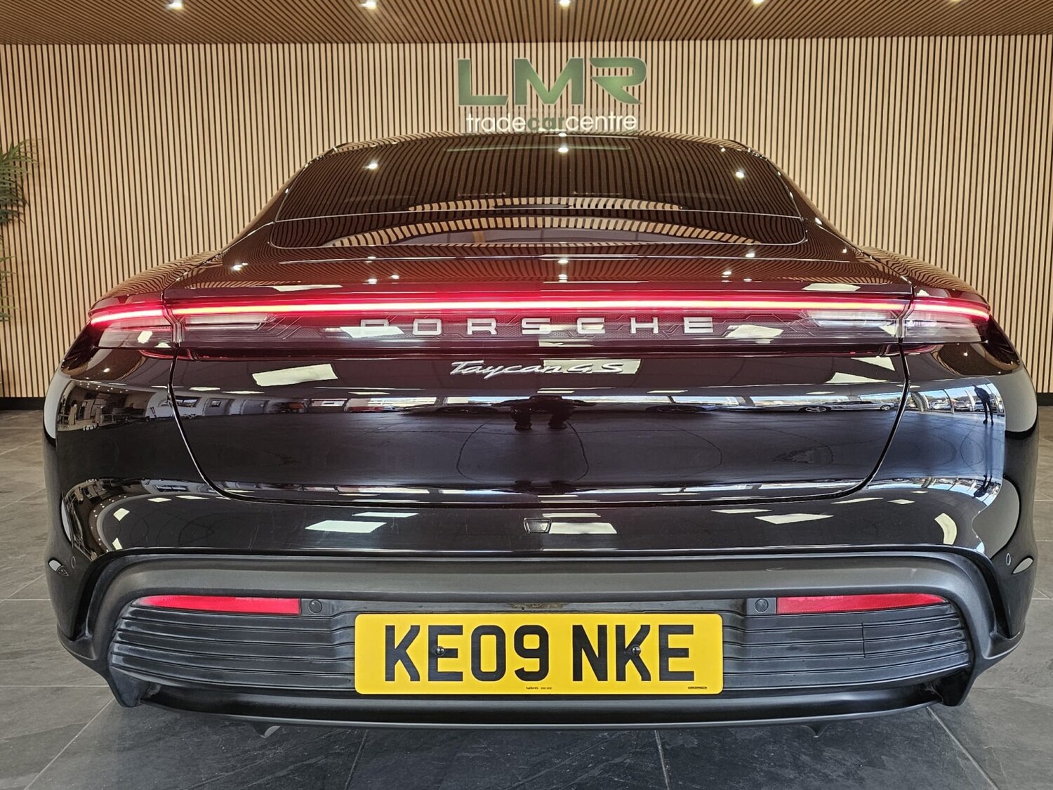 Used Porsche Taycan 2020 for sale - 78131607: Photo 21