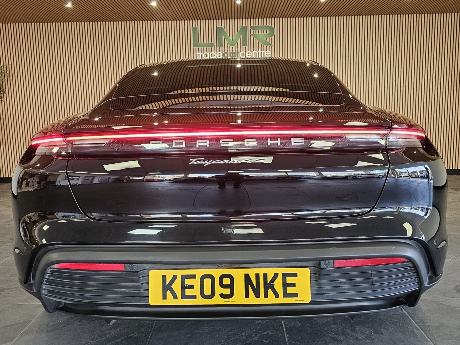 Used Porsche Taycan 2020 for sale - 78131607: Photo 24