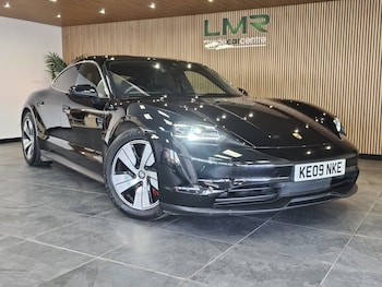 Used Porsche Taycan 2020 for sale - 78131607: Photo