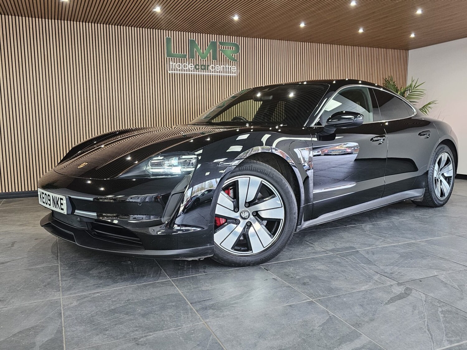 Used Porsche Taycan 2020 for sale - 78131607: Photo 8
