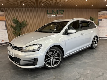Used Volkswagen Golf 2016 for sale - 78229141: Photo
