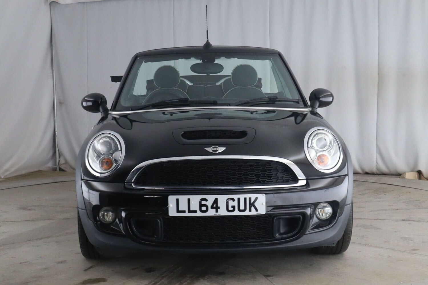 Used MINI Convertible 2014 for sale - 77584564: Photo 3