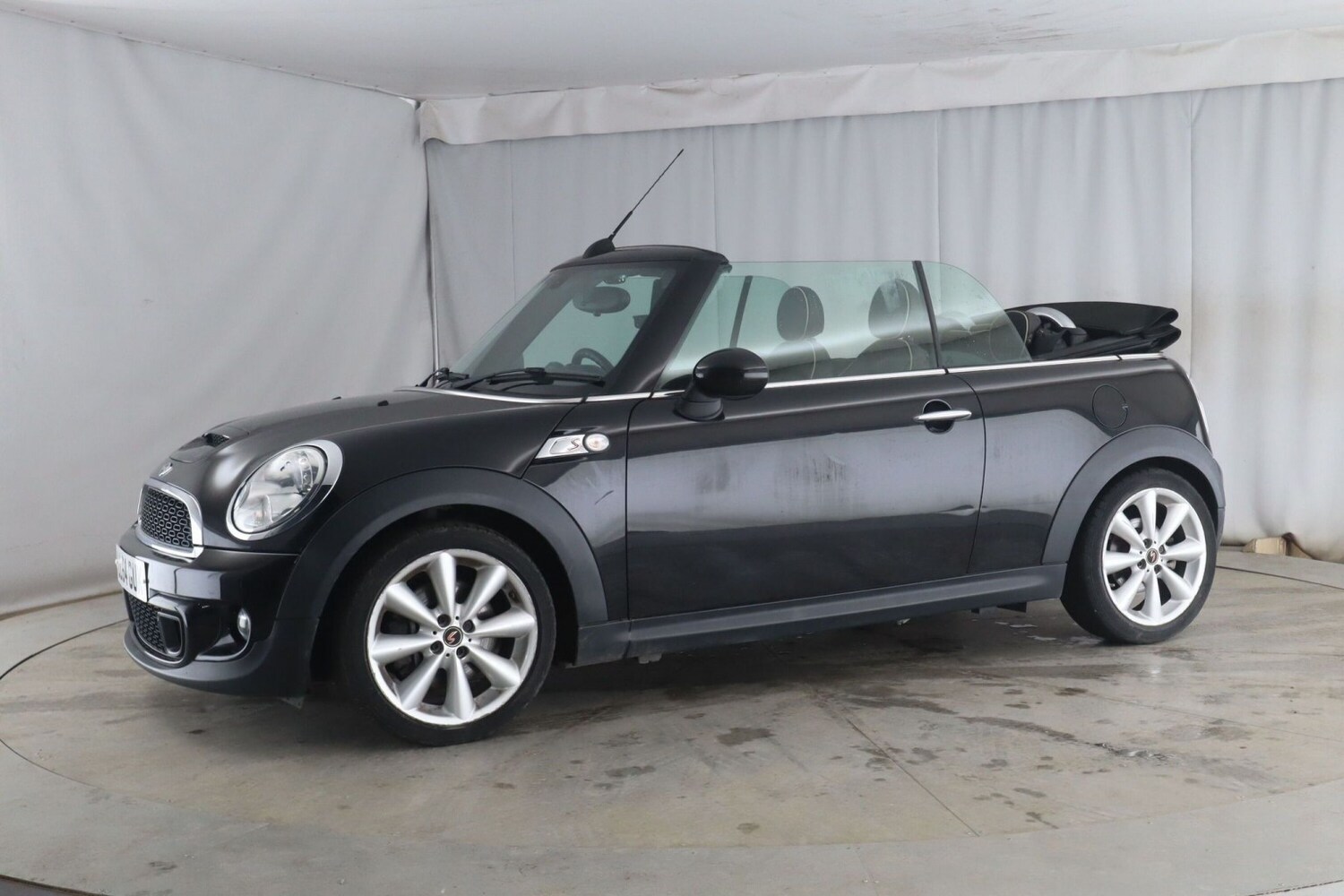 Used MINI Convertible 2014 for sale - 77584564: Photo 5