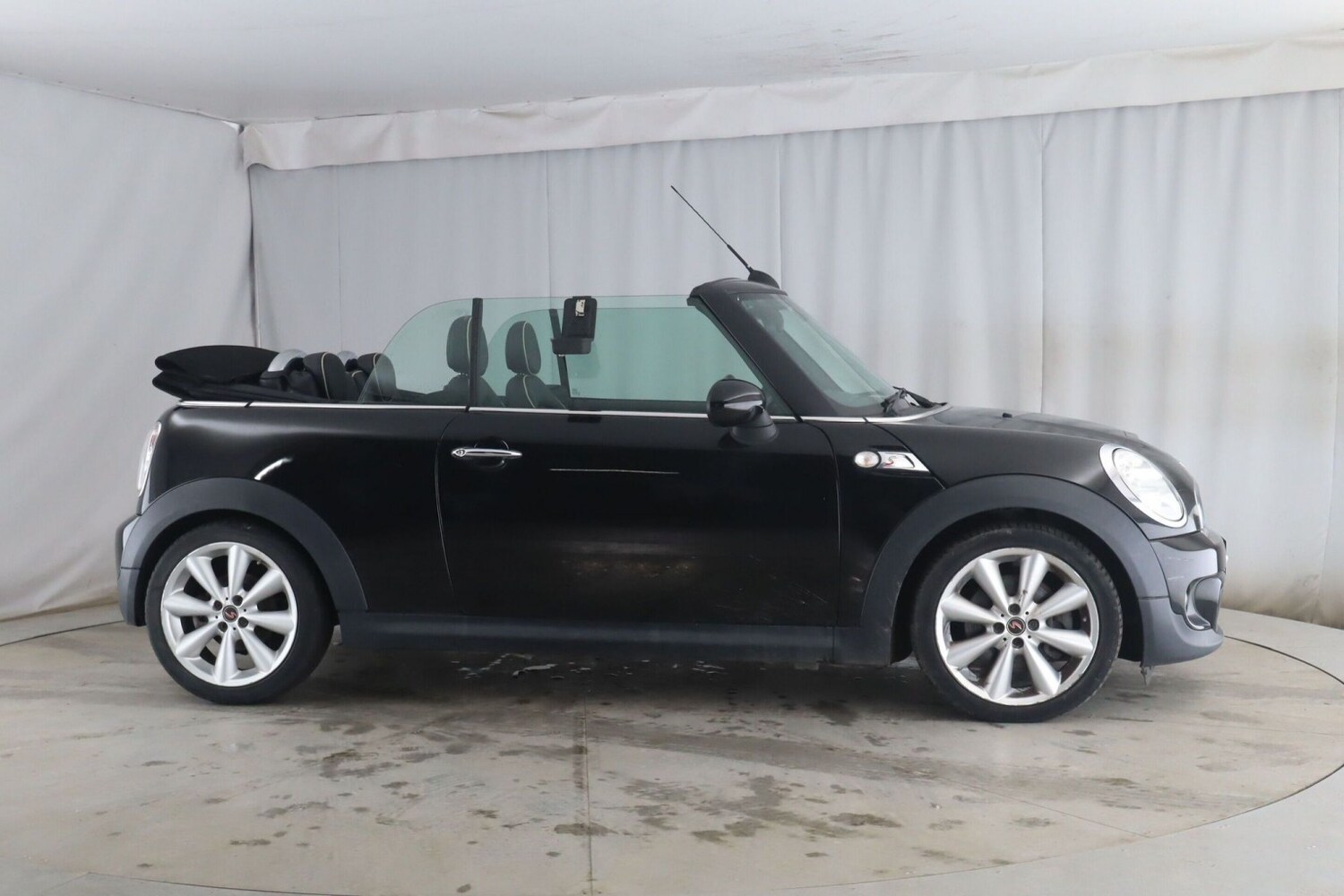 Used MINI Convertible 2014 for sale - 77584564: Photo 7