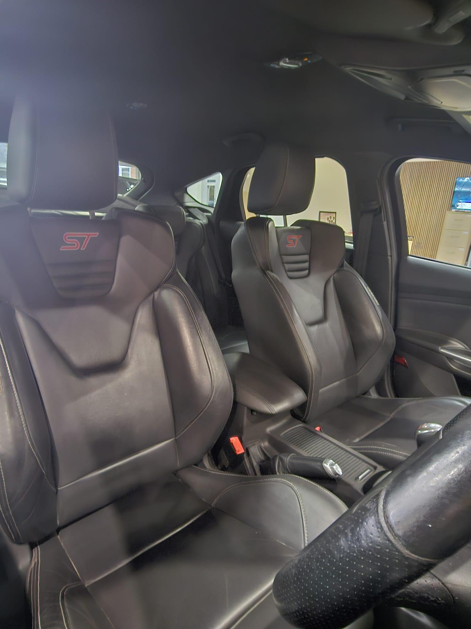 Used Ford Focus 2015 for sale - 76225293: Photo 20