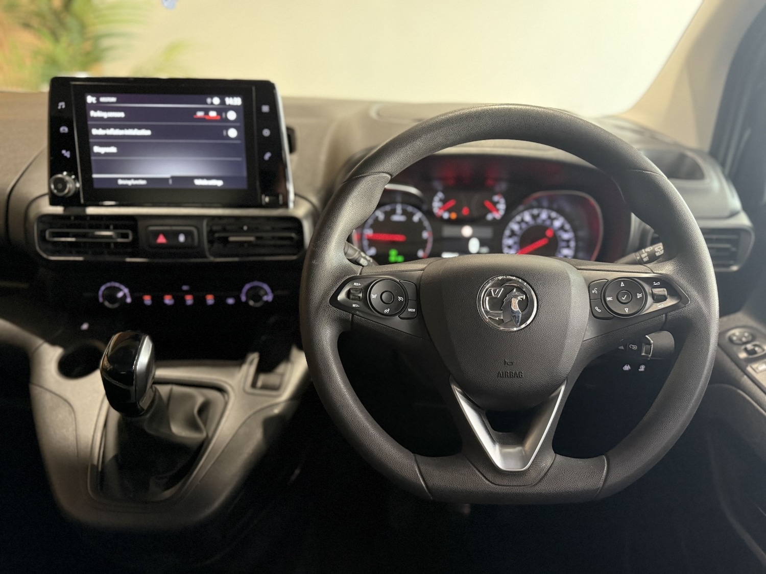 Used Vauxhall Combo Life 2019 for sale - 76699298: Photo 17