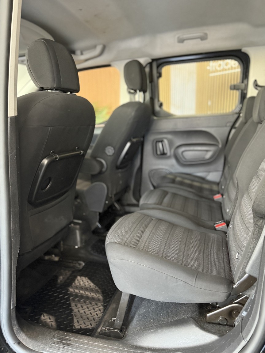 Used Vauxhall Combo Life 2019 for sale - 76699298: Photo 26