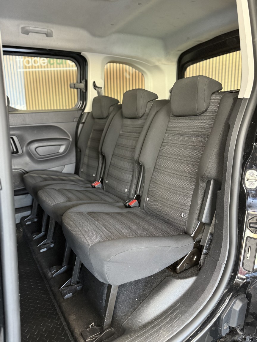 Used Vauxhall Combo Life 2019 for sale - 76699298: Photo 27
