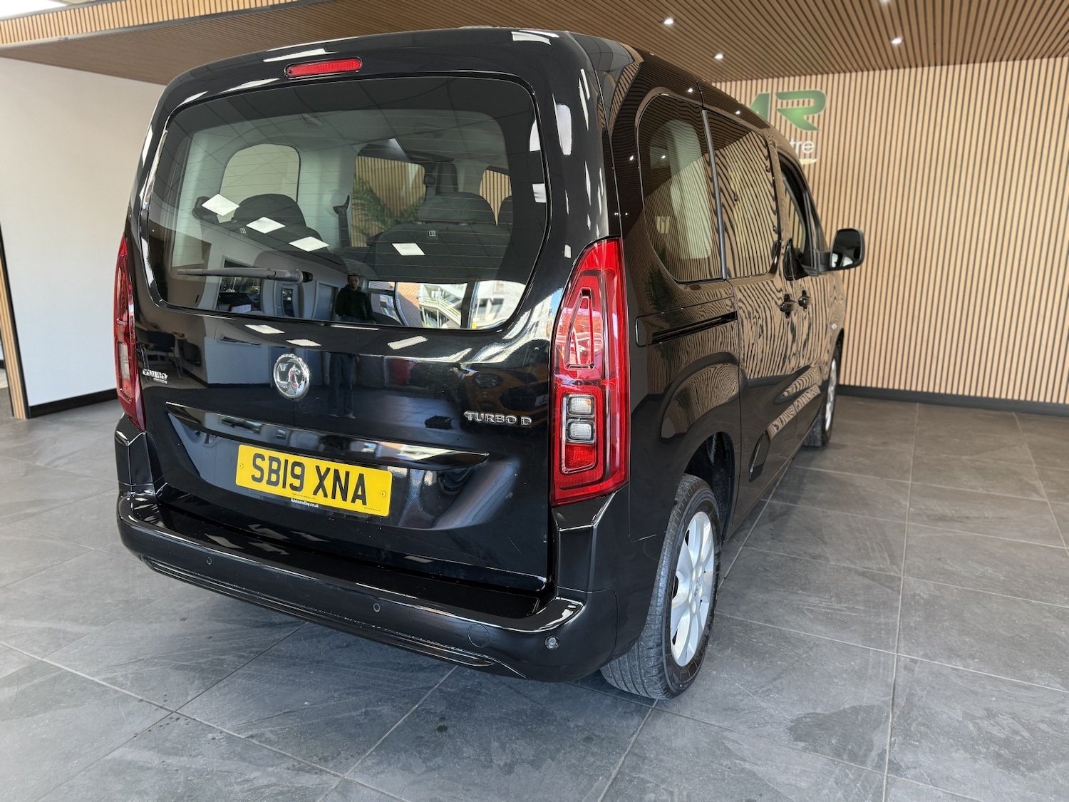 Used Vauxhall Combo Life 2019 for sale - 76699298: Photo 9