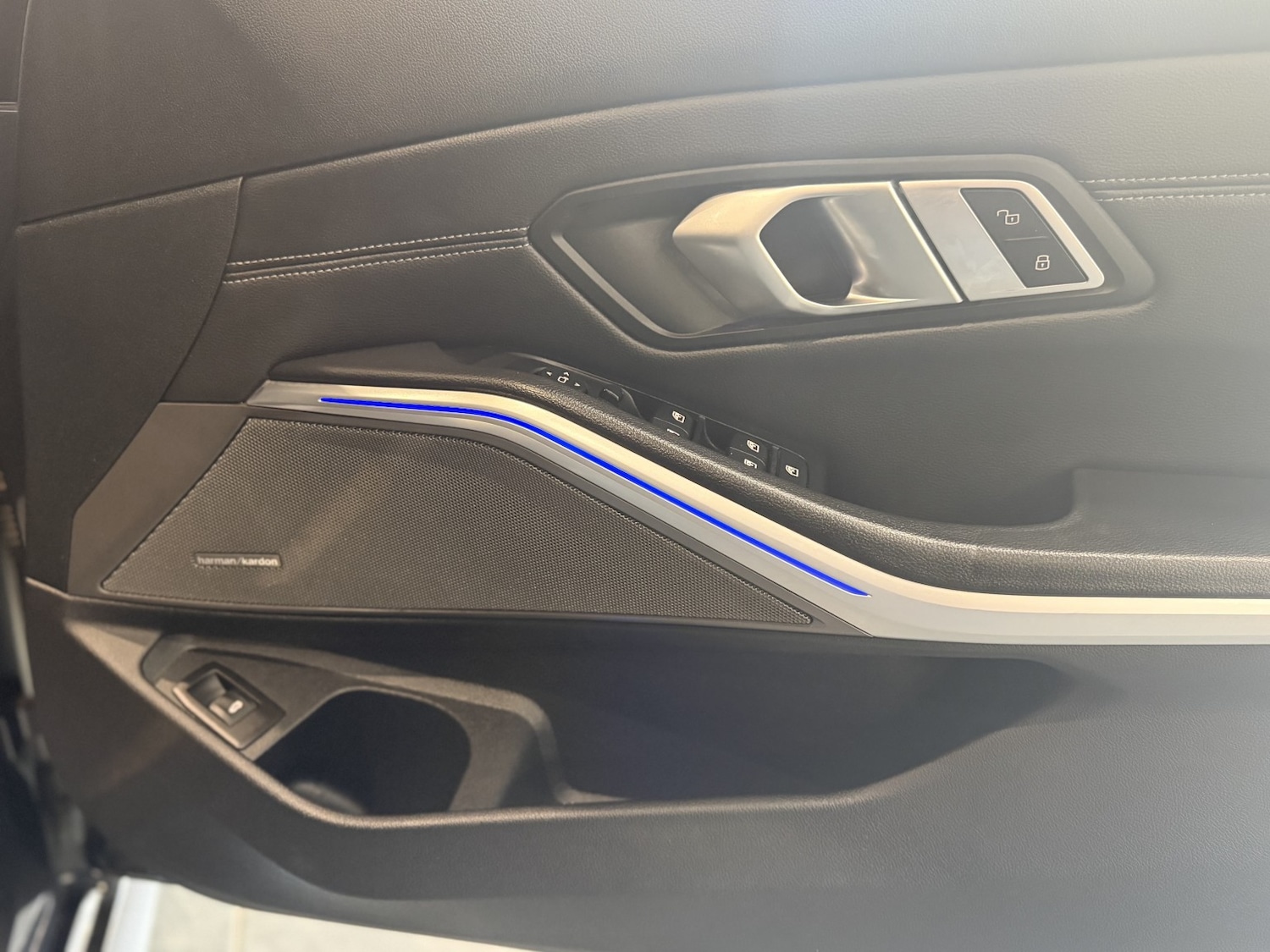 Used BMW 3 Series 2020 for sale - 77584602: Photo 11