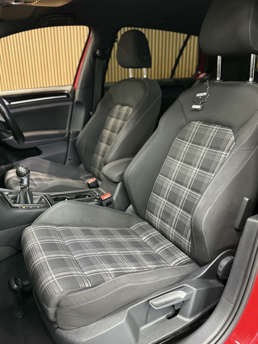 Used Volkswagen Golf 2016 for sale - 76769750: Photo 24