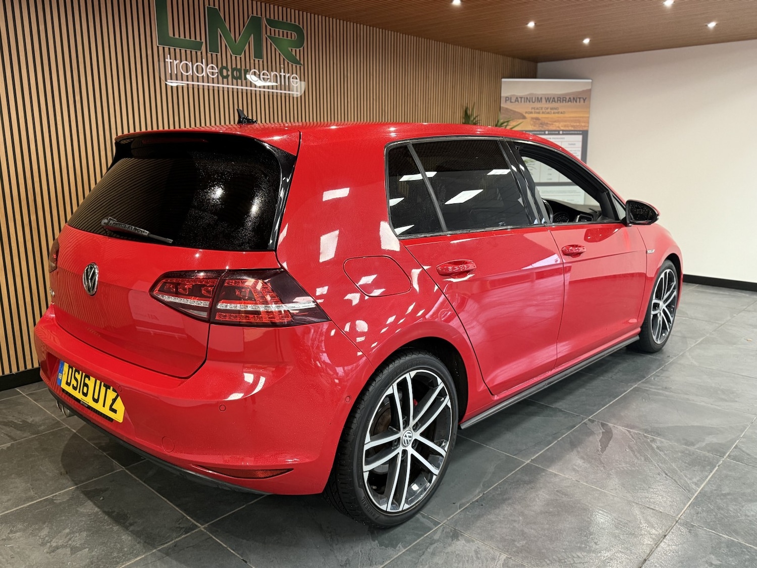 Used Volkswagen Golf 2016 for sale - 76769750: Photo 6