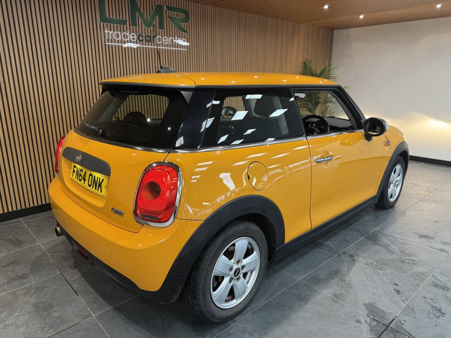 Used MINI Hatch 2014 for sale - 76439863: Photo 6