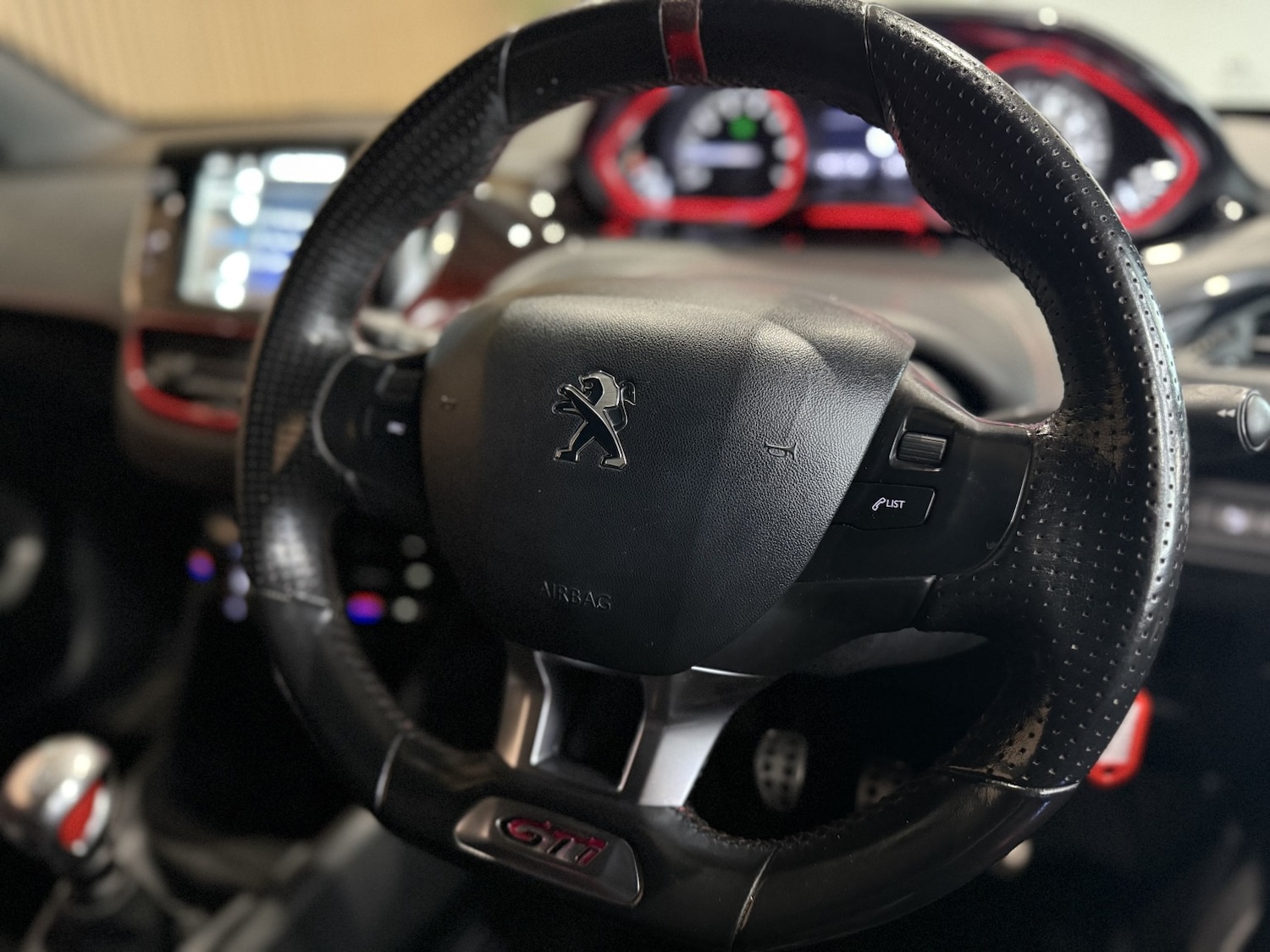 Used Peugeot 208 2013 for sale - 76799089: Photo 19