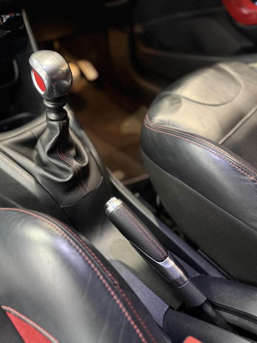 Used Peugeot 208 2013 for sale - 76799089: Photo 24