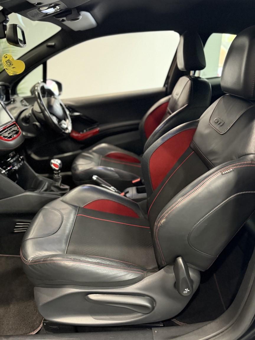 Used Peugeot 208 2013 for sale - 76799089: Photo 26